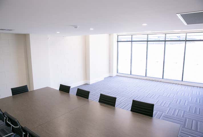 37/ 12 Junction Boulevard Cockburn Central WA 6164 - Image 4