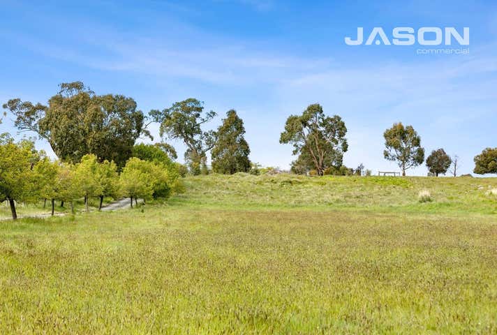 110 Northumberland Road Kyneton VIC 3444 - Image 9