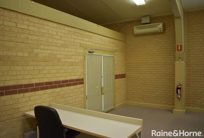 15/3 Benjamin Way Rockingham WA 6168 - Image 9