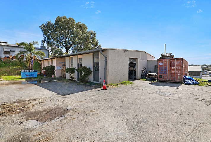 52 Peel Road O'Connor WA 6163 - Image 24