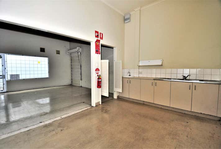 8/32 Marong Road Ironbark VIC 3550 - Image 6