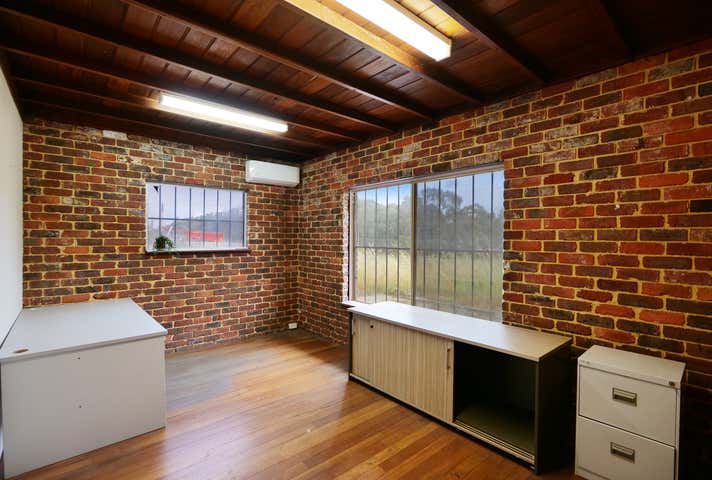 33 Hope Valley Road Naval Base WA 6165 - Image 9