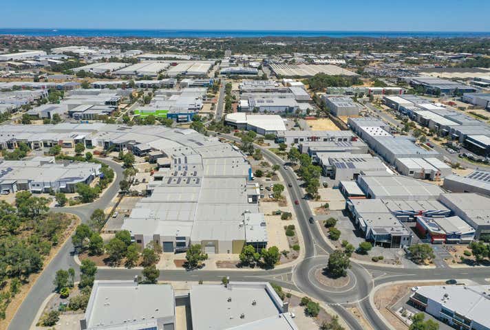 2/30 Discovery Drive Bibra Lake WA 6163 - Image 21