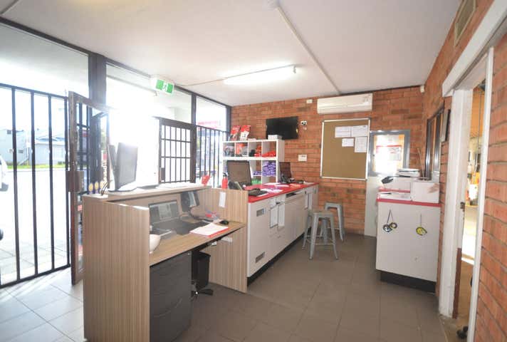 198 Campbell Street Belmont WA 6104 - Image 3