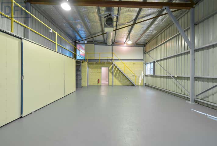 2/8 Erceg Road Yangebup WA 6164 - Image 3