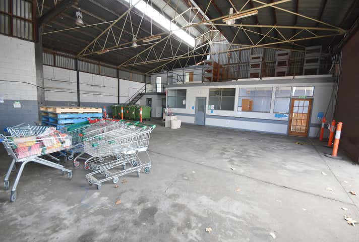 2/581 Hovell Street South Albury NSW 2640 - Image 7