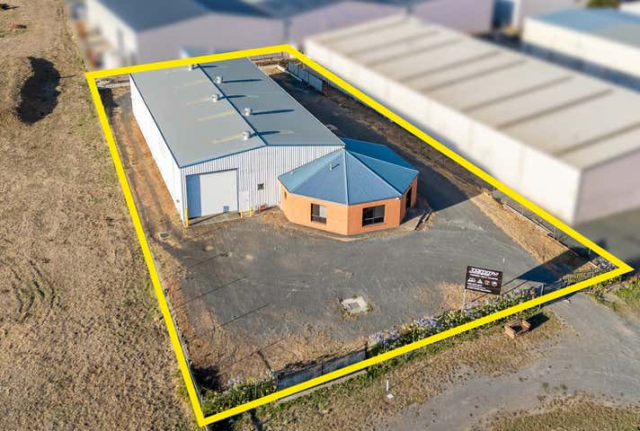 24 Ballarat-Carngham Road Alfredton VIC 3350 - Image 1