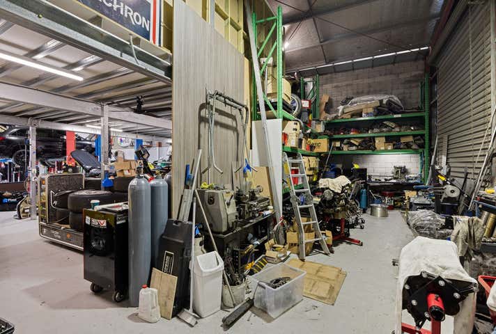 719 Drome Street East Albury NSW 2640 - Image 9