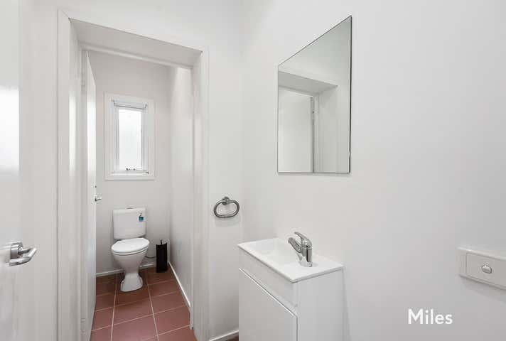 28 Bell Street Heidelberg Heights VIC 3081 - Image 9