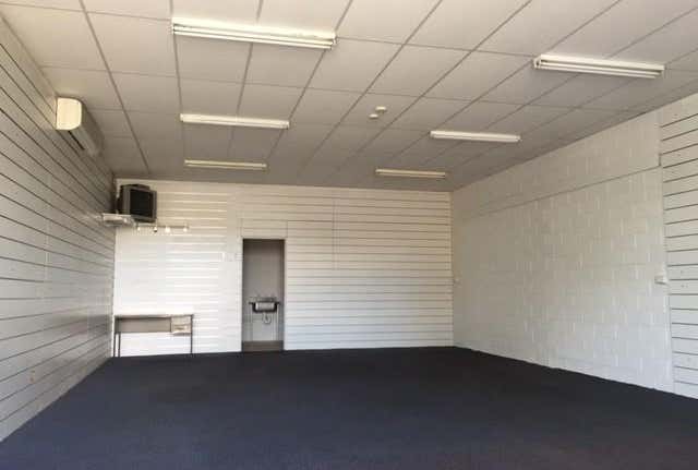 52 McKenzie Street Melton VIC 3337 - Image 3