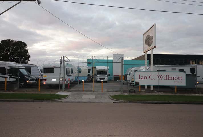 26 Tooyal Street Frankston VIC 3199 - Image 2