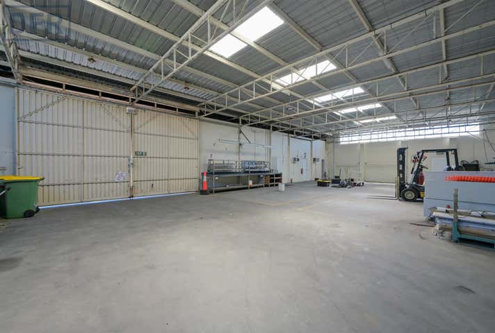 436 Carrington Street Hamilton Hill WA 6163 - Image 14