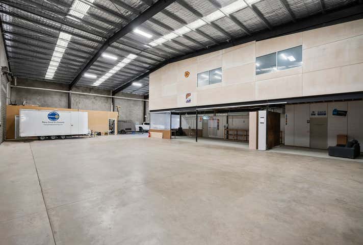 2/31-32 Hume Reserve Court Bell Park VIC 3215 - Image 2