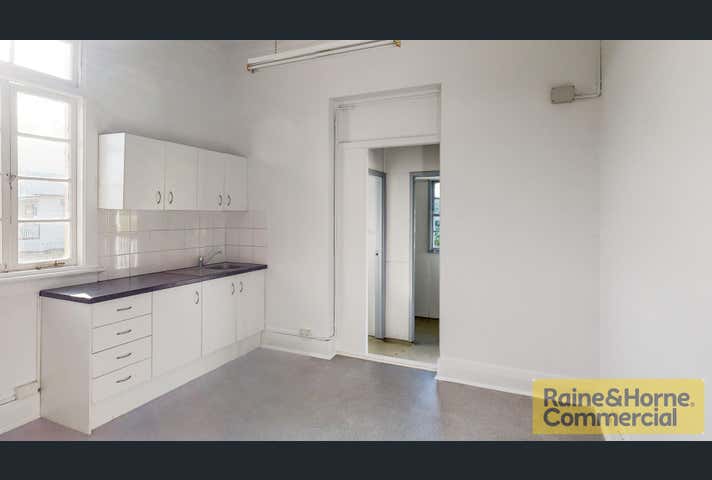 2/42 Bridge Street Albion QLD 4010 - Image 4