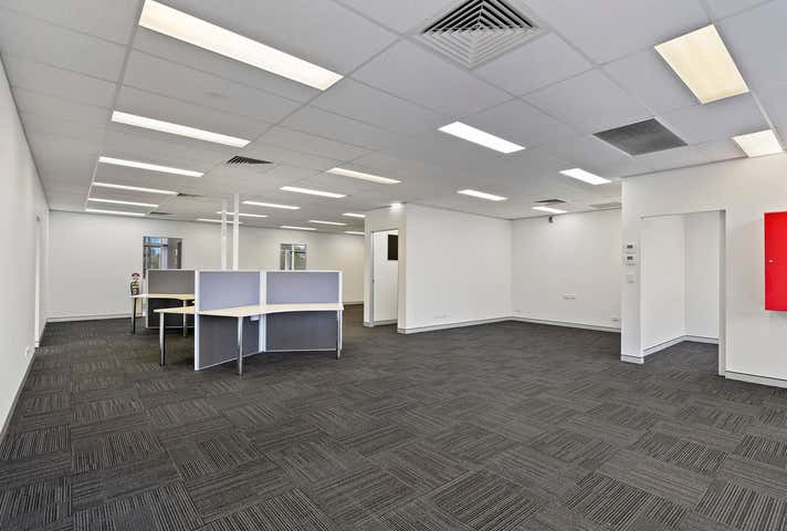 3/12 Intercity Circuit Beenleigh QLD 4207 - Image 11