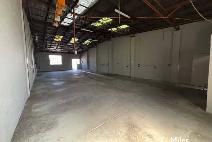 1/51-53 Crissane Road Heidelberg West VIC 3081 - Image 3