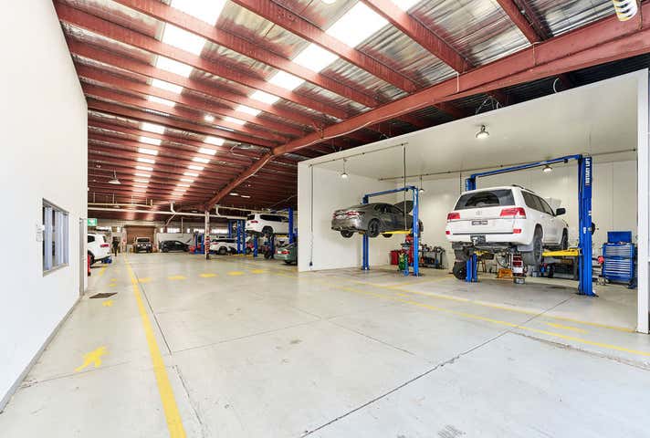 33-37 Hewish Road Croydon VIC 3136 - Image 13