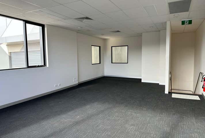 4/17 Infinity Drive Truganina VIC 3029 - Image 5