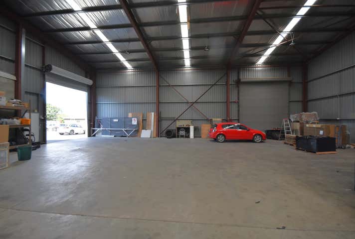 2/597 Ebden Street South Albury NSW 2640 - Image 2