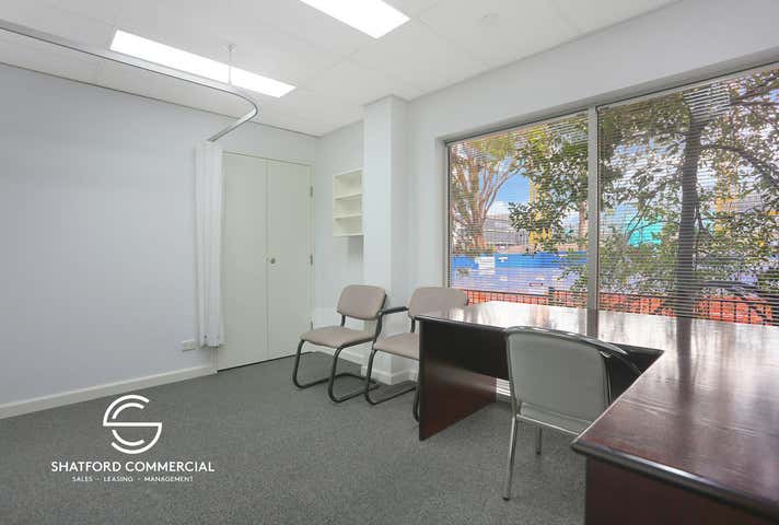 Suite 1, 1a Barber Avenue Kingswood NSW 2747 - Image 1