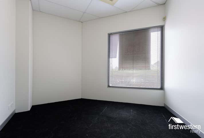 10/189 Lakeside Drive Joondalup WA 6027 - Image 12