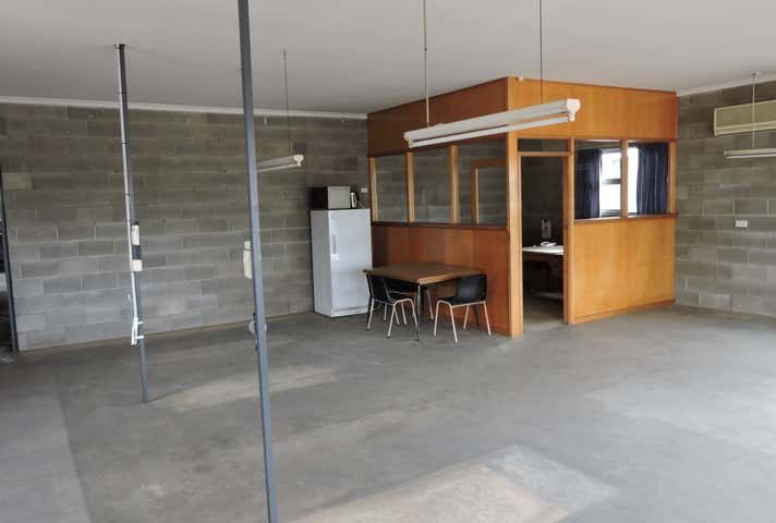 189 Adelaide Road Murray Bridge SA 5253 - Image 2