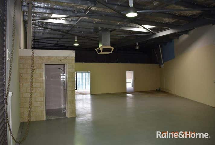 1/4 Day Road Rockingham WA 6168 - Image 3