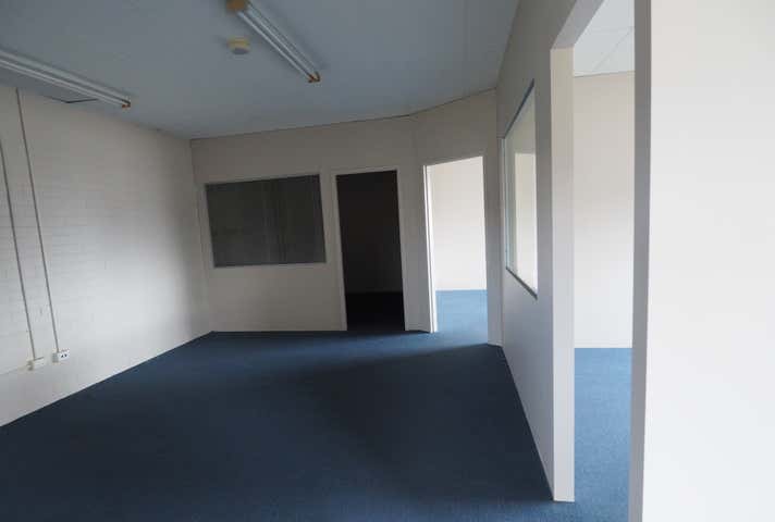 38 Buckingham Dr Wangara WA 6065 - Image 7