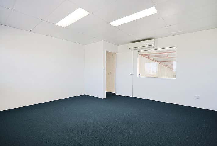 Unit 1, 13 Emplacement Crescent Hamilton Hill WA 6163 - Image 9