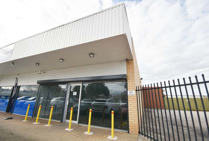 3/334 Griffith Road Lavington NSW 2641 - Image 1