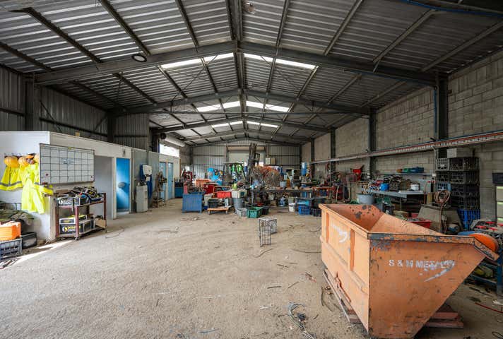 4 Larue Court Lawnton QLD 4501 - Image 8