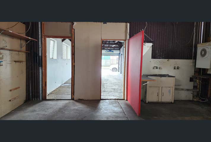 5 Surfers Avenue Mermaid Beach QLD 4218 - Image 20