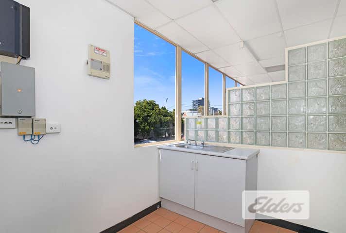 1/738 Main Street Kangaroo Point QLD 4169 - Image 9