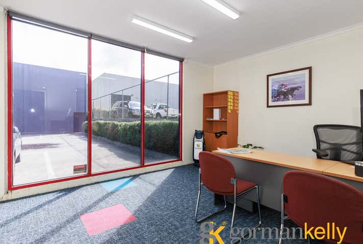 Unit 2, 126 Canterbury Road Kilsyth VIC 3137 - Image 2