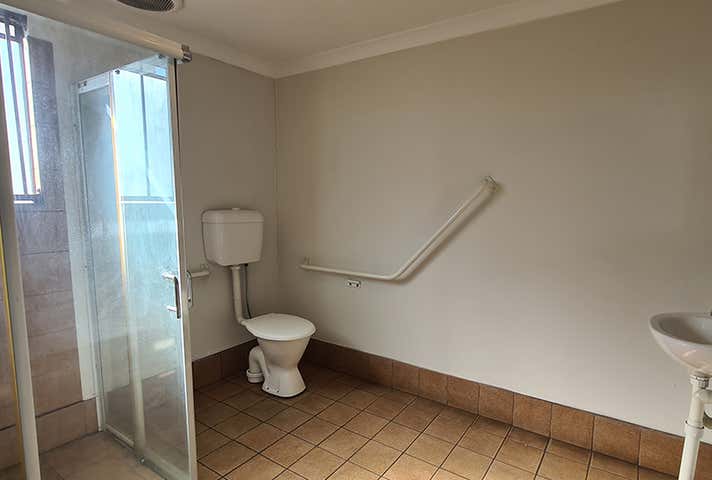 30 Truganina Rd Malaga WA 6090 - Image 19