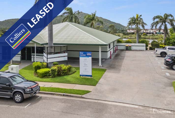 8 Martinez Avenue West End QLD 4810 - Image 1