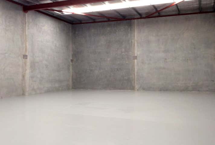 Unit 1, 6 Dillington Pass Landsdale WA 6065 - Image 11