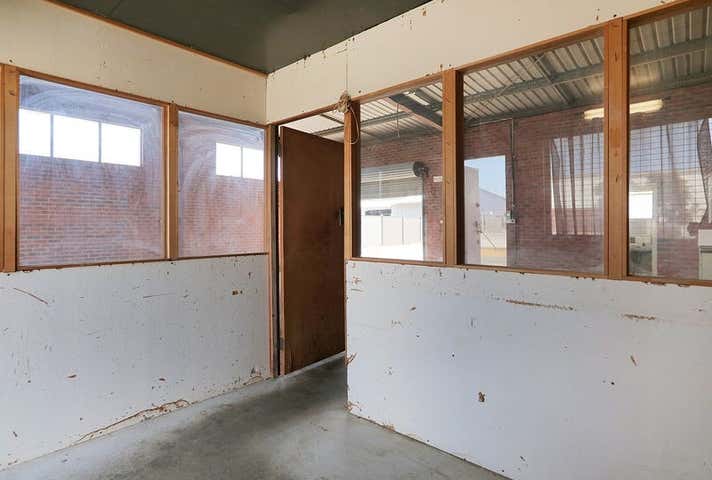 244 Treasure Road Welshpool WA 6106 - Image 9