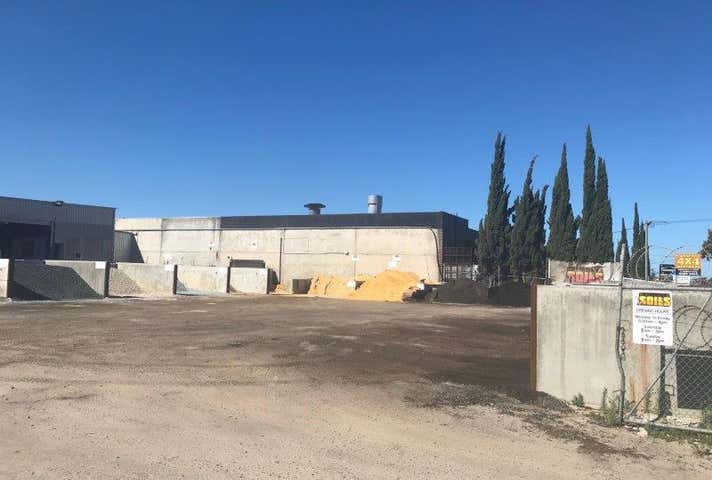 236 Gnangara Rd Landsdale WA 6065 - Image 10