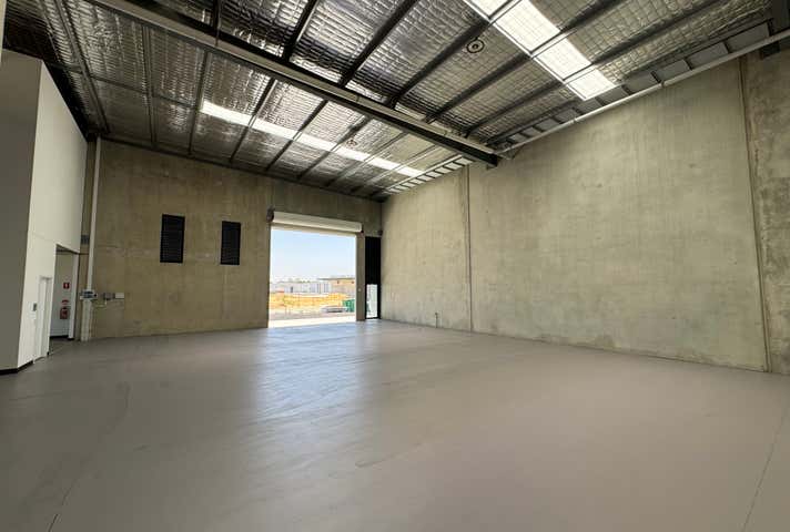 U17, 21 Global Road Neerabup WA 6031 - Image 9