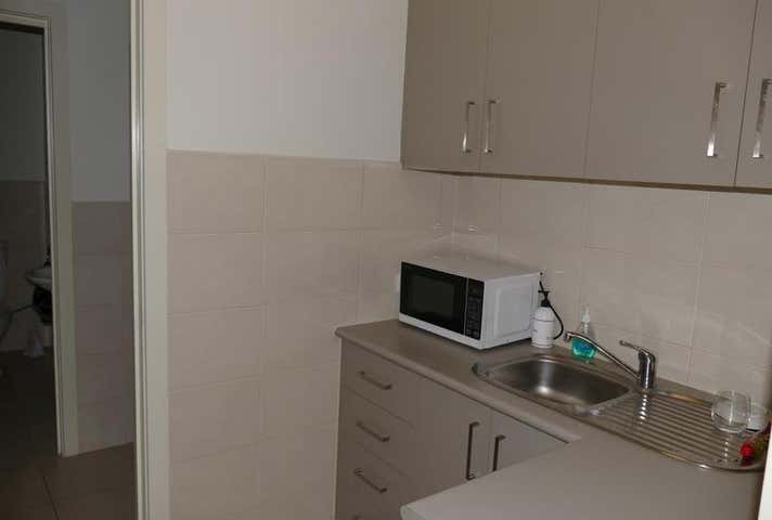 Suite 1/1st Floor 259A Hampton Street Hampton VIC 3188 - Image 5