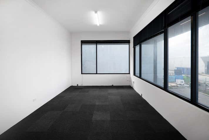 Unit A & B, 35 Tacoma Circuit Canning Vale WA 6155 - Image 14