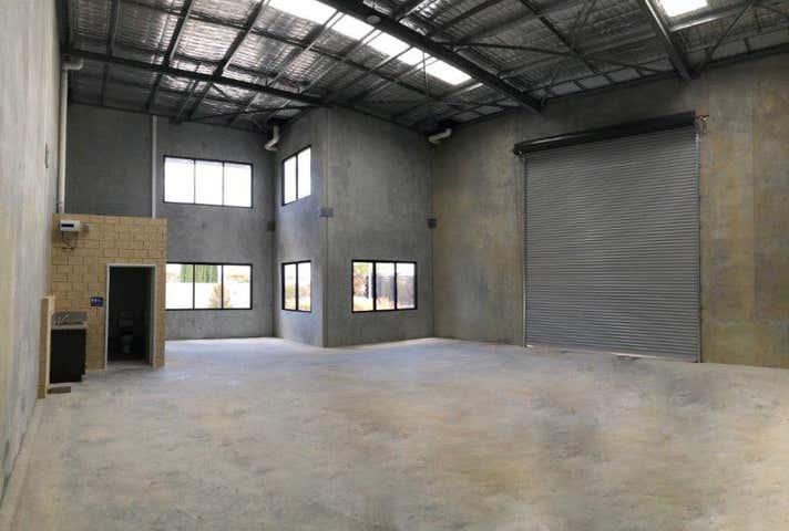 10 Welwyn Ave Yanchep WA 6035 - Image 9