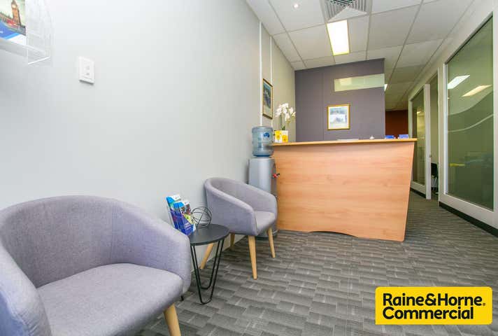 3/140 Grand Boulevard Joondalup WA 6027 - Image 4