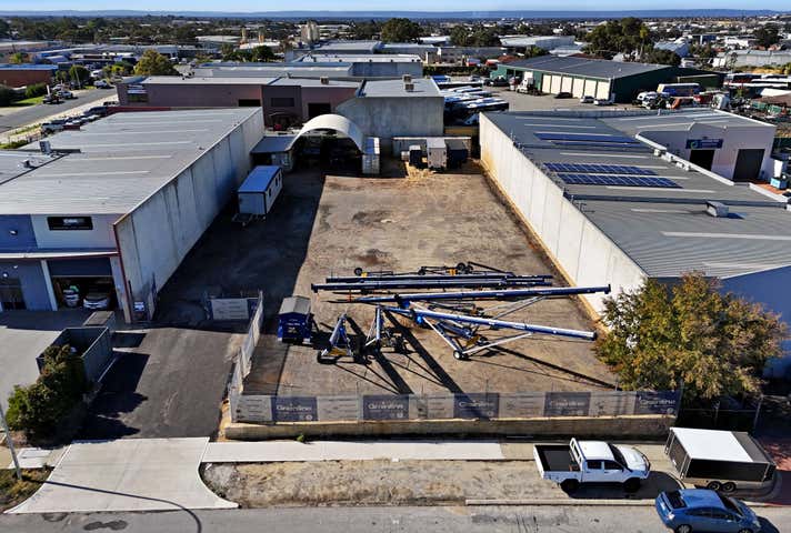 21 Edison Rise Wangara WA 6065 - Image 7