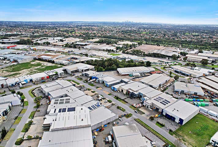 14 Tacoma Circuit Canning Vale WA 6155 - Image 27