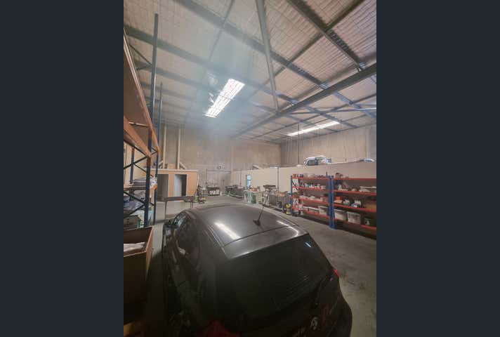 2 Bannick Court Canning Vale WA 6155 - Image 9