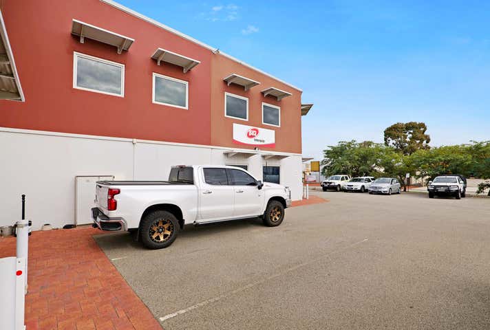 Unit 2, 2 Baltic Court Maddington WA 6109 - Image 2