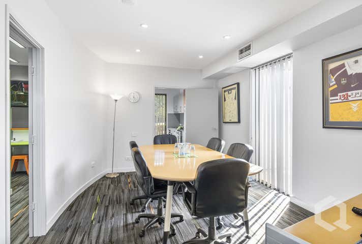 4/4 Winn Street North Lakes QLD 4509 - Image 9