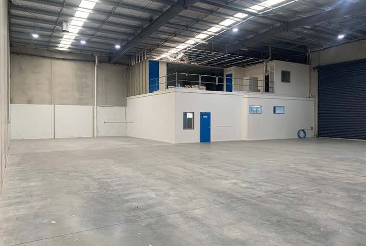 15/114 Merrindale Drive Croydon VIC 3136 - Image 2